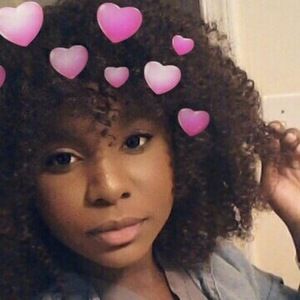 Meet your Posher, Stacy